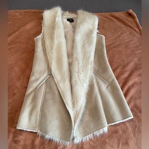 Metric Knits Fur Collection Faux Fur Vest (Medium)